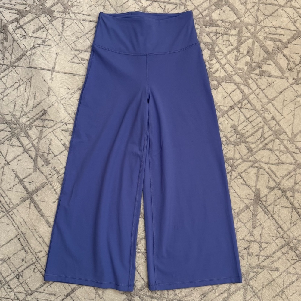 Athleta Elation Wide Crop Pant Powervita Yoga Leggings Blue Purple S - Picture 4 of 9
